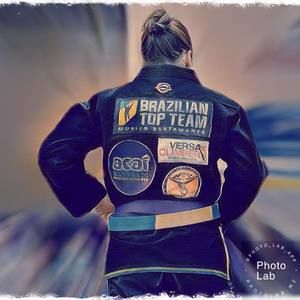 Meet your Posher, Raquel